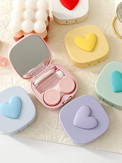 contact lens case 09